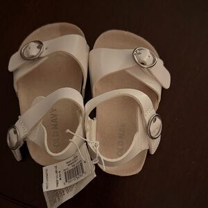 Old Navy Kids Cream Buckle Sandals